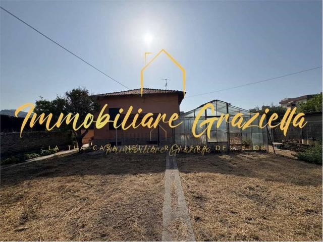 Casa indipendente in vendita a Ventimiglia IM