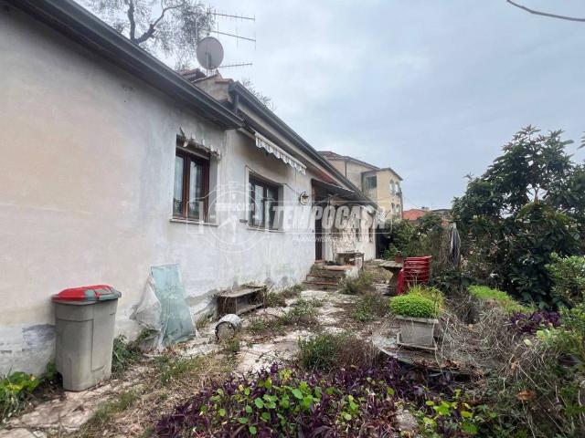 Casa indipendente in vendita a Ventimiglia IM