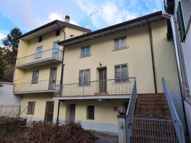 Casa indipendente in vendita a Venzone UD