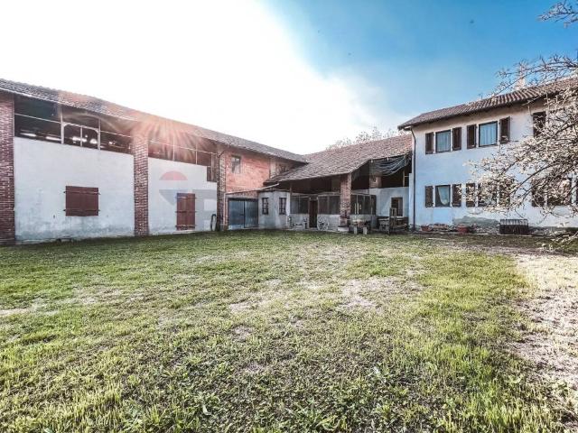 Casa indipendente in vendita a Vercelli VC