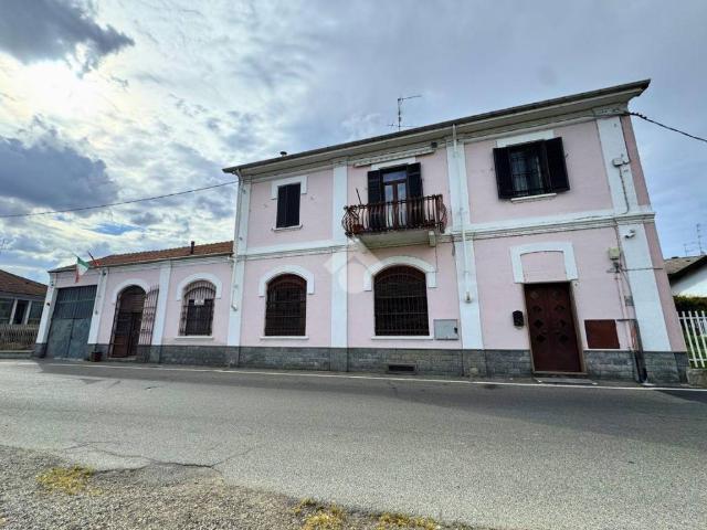 Casa indipendente in vendita a Vercelli VC