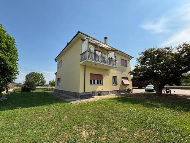 Casa indipendente in vendita a Vercelli VC