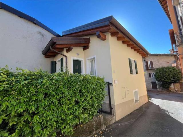 Casa indipendente in vendita a Verbania VB