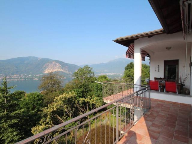 Casa indipendente in vendita a Verbania VB