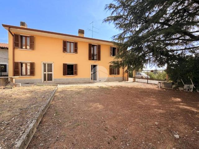 Casa indipendente in vendita a Verona VR