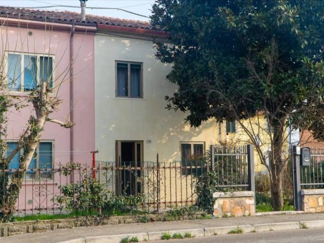 Casa indipendente in vendita a Veronella VR