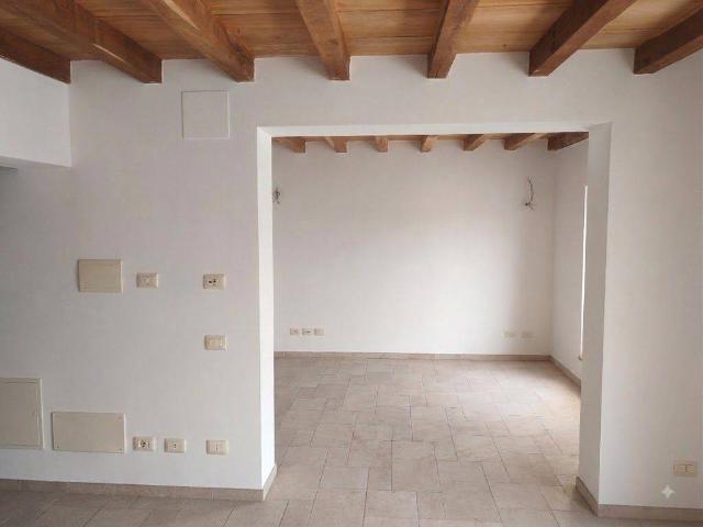 Casa indipendente in vendita a Vescovato CR
