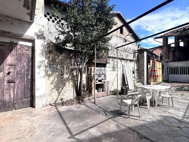 Casa indipendente in vendita a Vestigne'