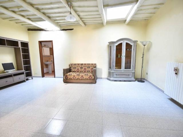 Casa indipendente in vendita a Viterbo VT