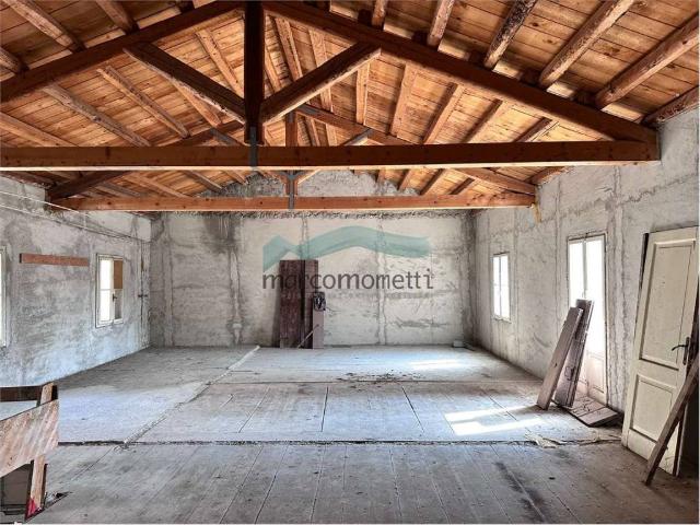 Casa indipendente in vendita a Vittorio Veneto TV