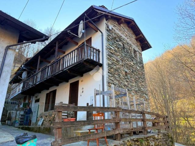 Casa indipendente in vendita a Viù TO