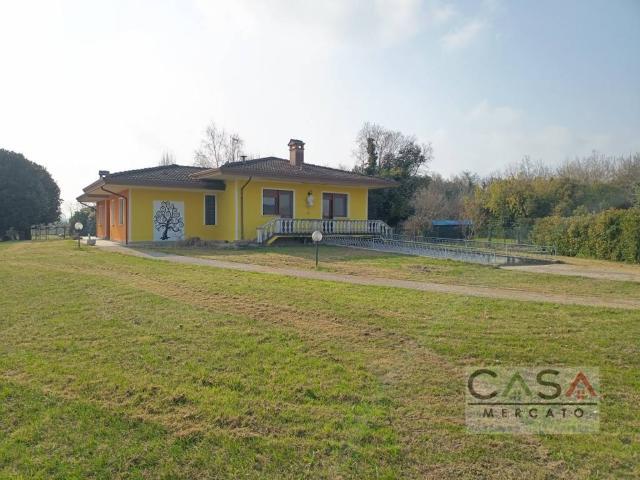 Casa indipendente in vendita a Vivaro PN