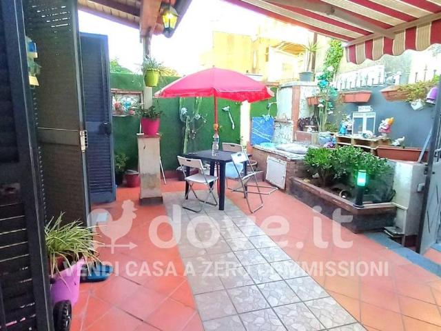 Casa indipendente in vendita a Viagrande via Regina Elena, 17