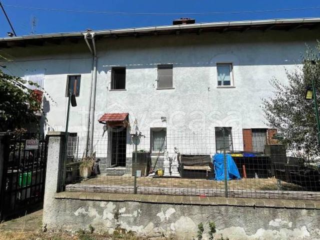 Casa indipendente in vendita a Vialfrè via Cascina Molino