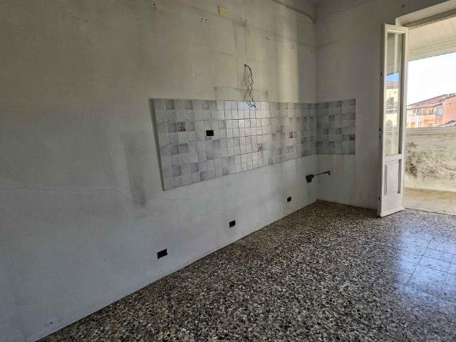 CASA INDIPENDENTE in VENDITA a VIAREGGIO Centro di 6 vani