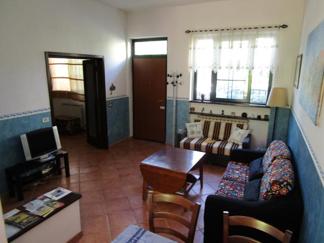 CASA INDIPENDENTE in VENDITA a VIAREGGIO EX CAMPO D'AVIAZIONE di 6 vani