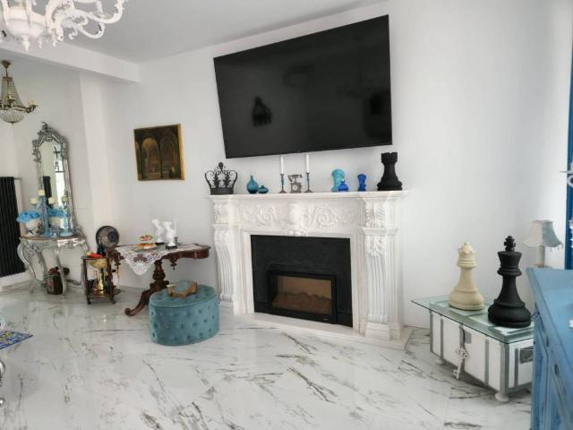 Casa indipendente in vendita a Viareggio LU