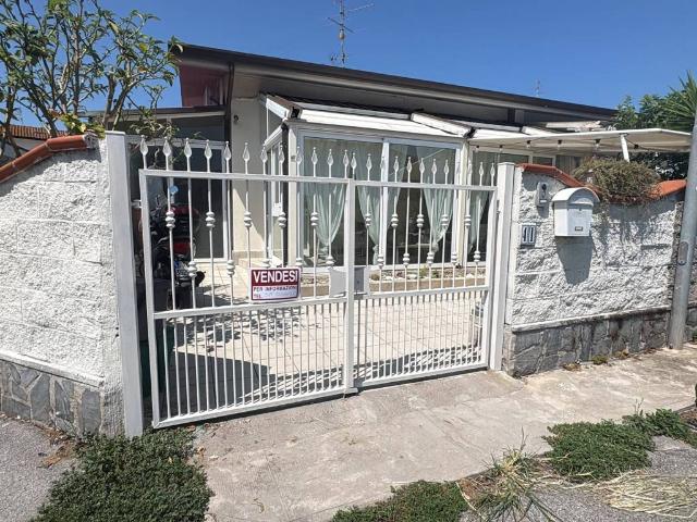 Casa indipendente in vendita a Viareggio LU