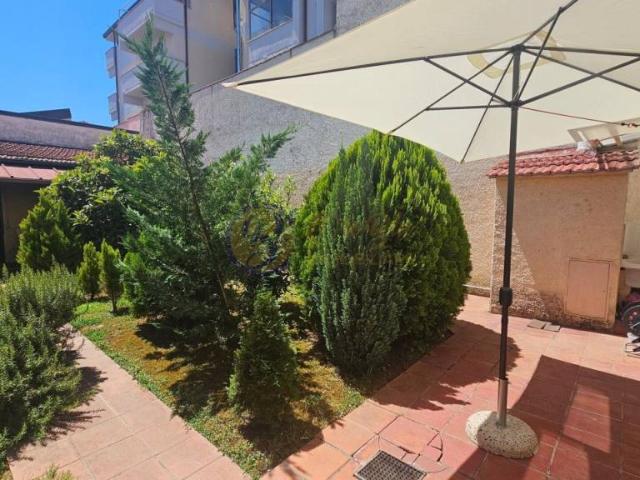 Casa indipendente in vendita a Viareggio