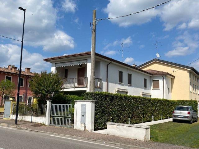 Casa indipendente in vendita a Vigasio VR