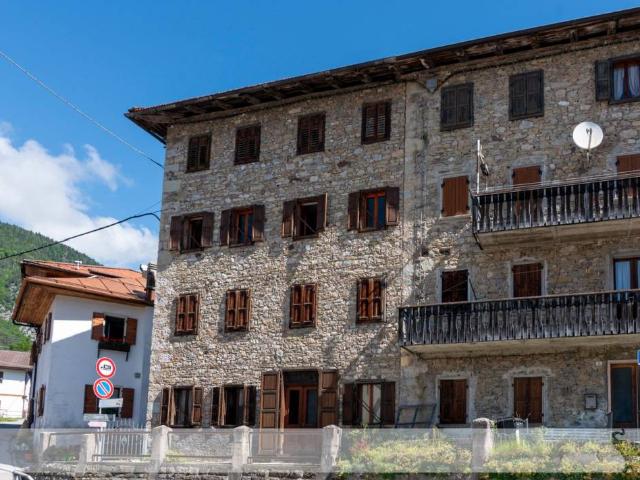 Casa indipendente in vendita a Vigo di Cadore BL