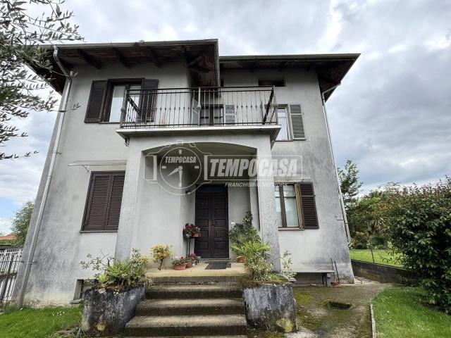 Casa indipendente in vendita a Vigliano Biellese