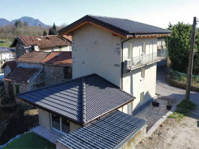 Casa indipendente in vendita a Vignone VB