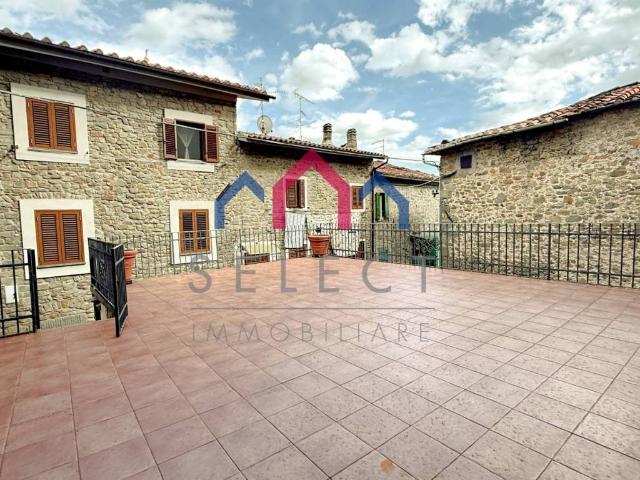 Casa indipendente in vendita a Villa Basilica LU