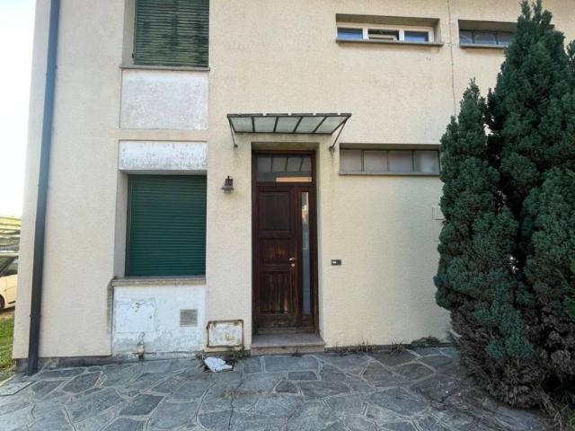 Casa indipendente in vendita a Villa Guardia CO