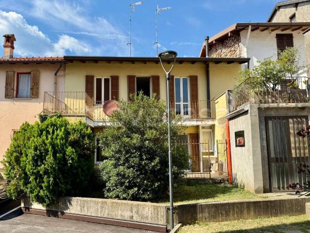 Casa indipendente in vendita a Villa d'Almè via Giuseppe Mazzini, 71E