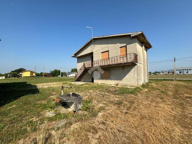Casa indipendente in vendita a Villa del Conte PD