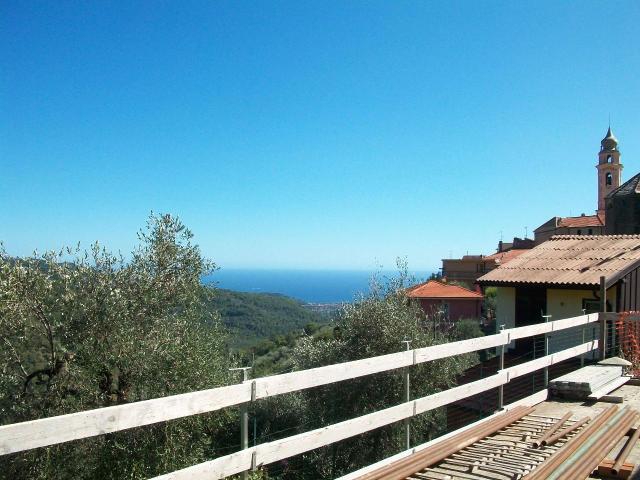 Casa indipendente in vendita a Villa Faraldi