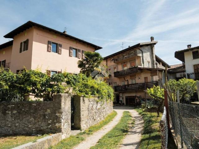 Casa indipendente in vendita a Villa Lagarina via s.Rocco, 14, Pedersano