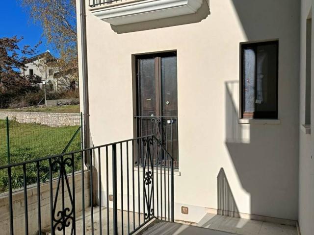 Casa indipendente in vendita a L'Aquila AQ