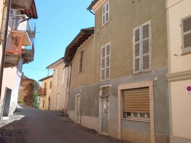 Casa indipendente in vendita a Villadeati AL