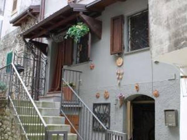 Casa indipendente in vendita a Villafranca in Lunigiana MS