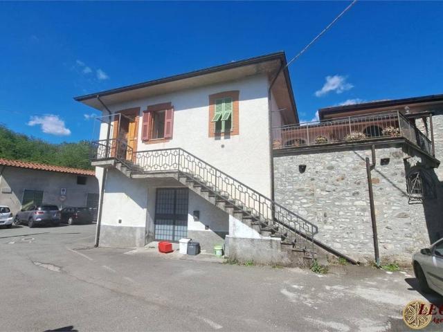Casa indipendente in vendita a Villafranca in Lunigiana MS
