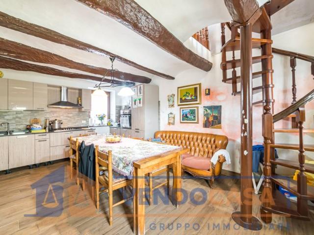 Casa indipendente in vendita a Villafranca Piemonte TO