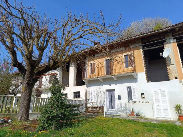 Casa indipendente in vendita a Villamiroglio AL
