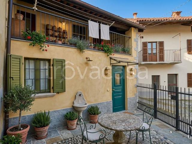 Casa indipendente in vendita a Villanova Mondovì via 20 Settembre, 27