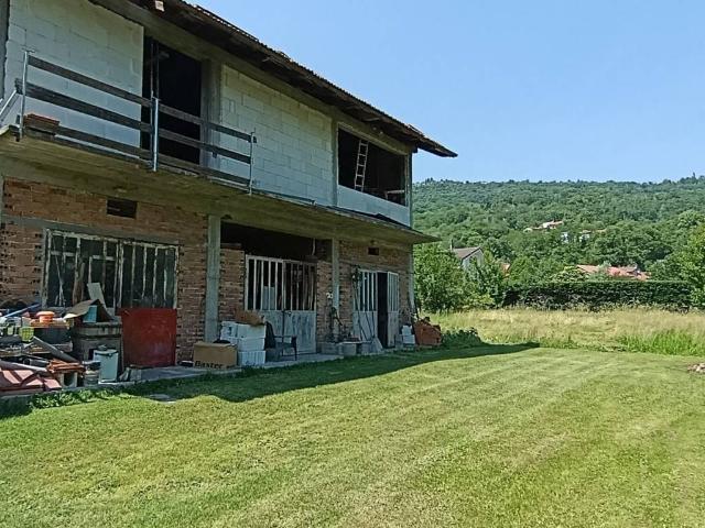 Casa indipendente in vendita a Villar Dora TO