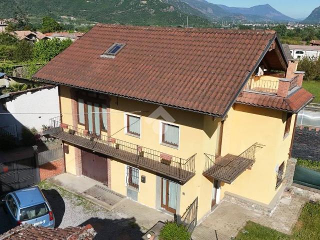 Casa indipendente in vendita a Villar Focchiardo TO