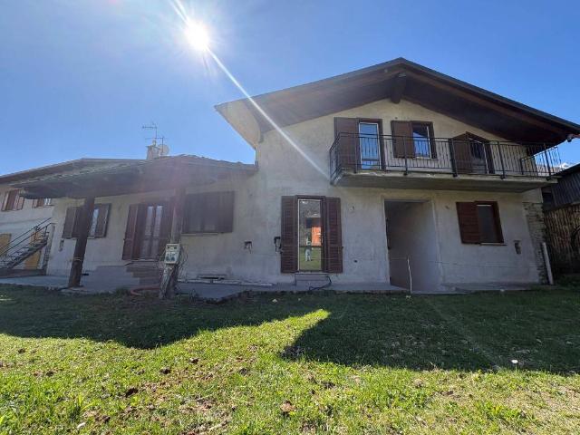 Casa indipendente in vendita a Villar Pellice TO