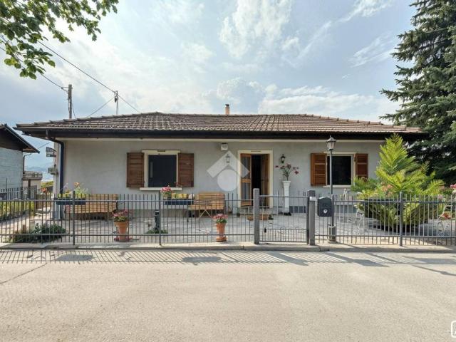 Casa indipendente in vendita a Villar Perosa TO