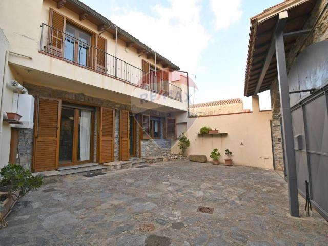 Casa indipendente in vendita a Villasalto CA