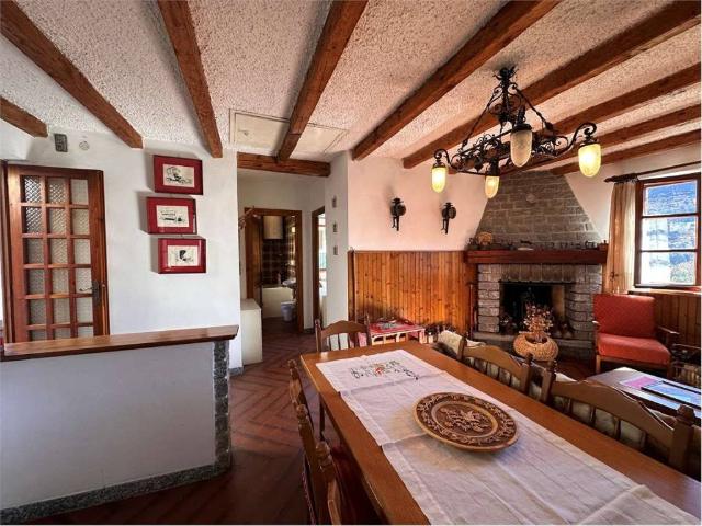 Casa indipendente in vendita a Villette VB