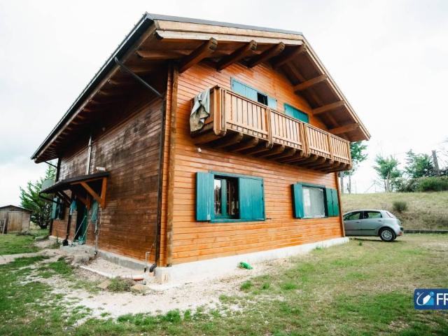 Casa indipendente in vendita a Vinchiaturo CB