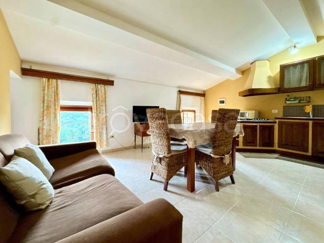 Casa indipendente in vendita a Vinci via Uzielli