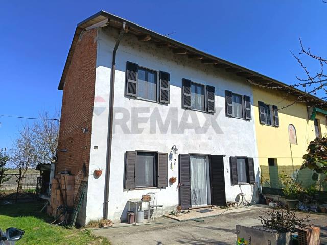 Casa Indipendente in vendita a Vinzaglio