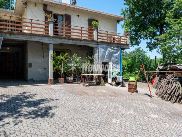 Casa indipendente in vendita a Zocca MO